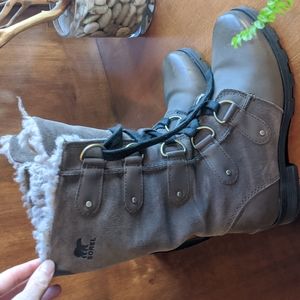Sorel Emelie boots